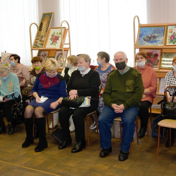 Подведение итогов конкурса декоративно-прикладного творчества и изобразительного искусства среди первичных ветеранских организаций «Я люблю этот мир!»