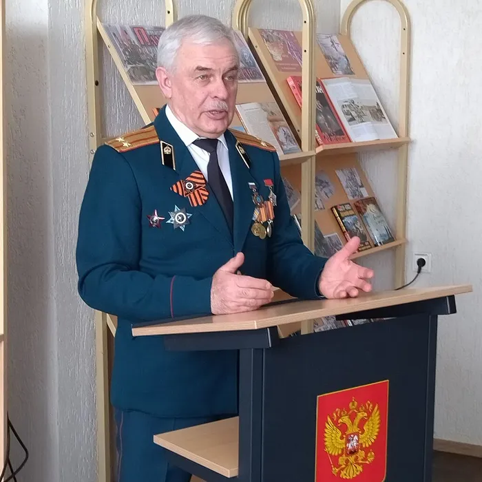 Встреча с ветераном боевых действий в республике Афганистан Валерием Васильевичем Сорокопудом "Имею честь служить тебе, Россия!"