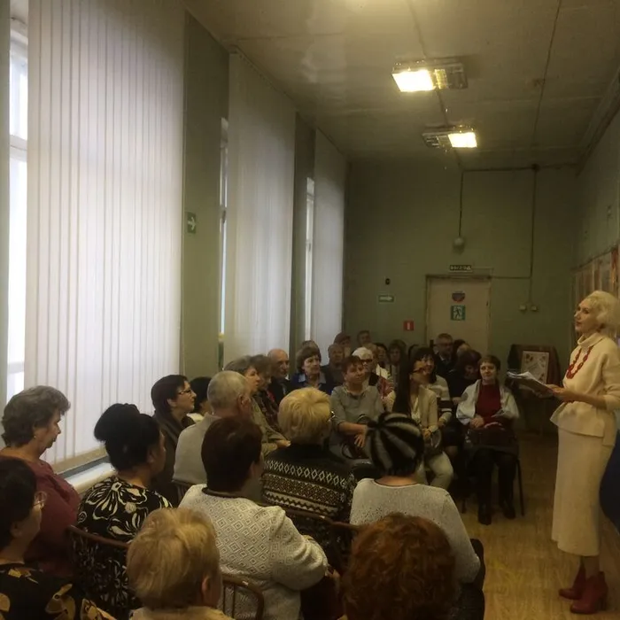 Открытие первых персональных художественных выставок ветеранов Калининской АЭС Раисы Ананьевой и Геннадия Чипуштанова