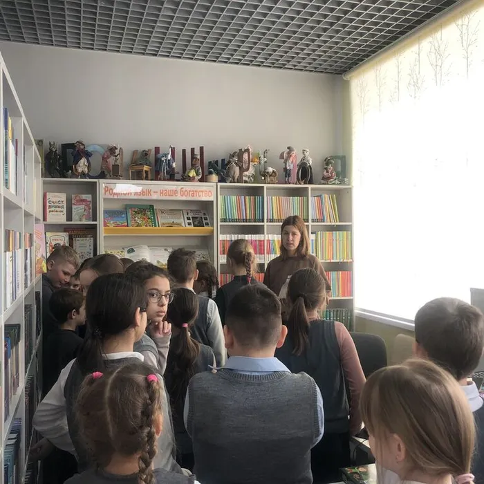 Беседы у выставки «Родной язык - наше богатство»